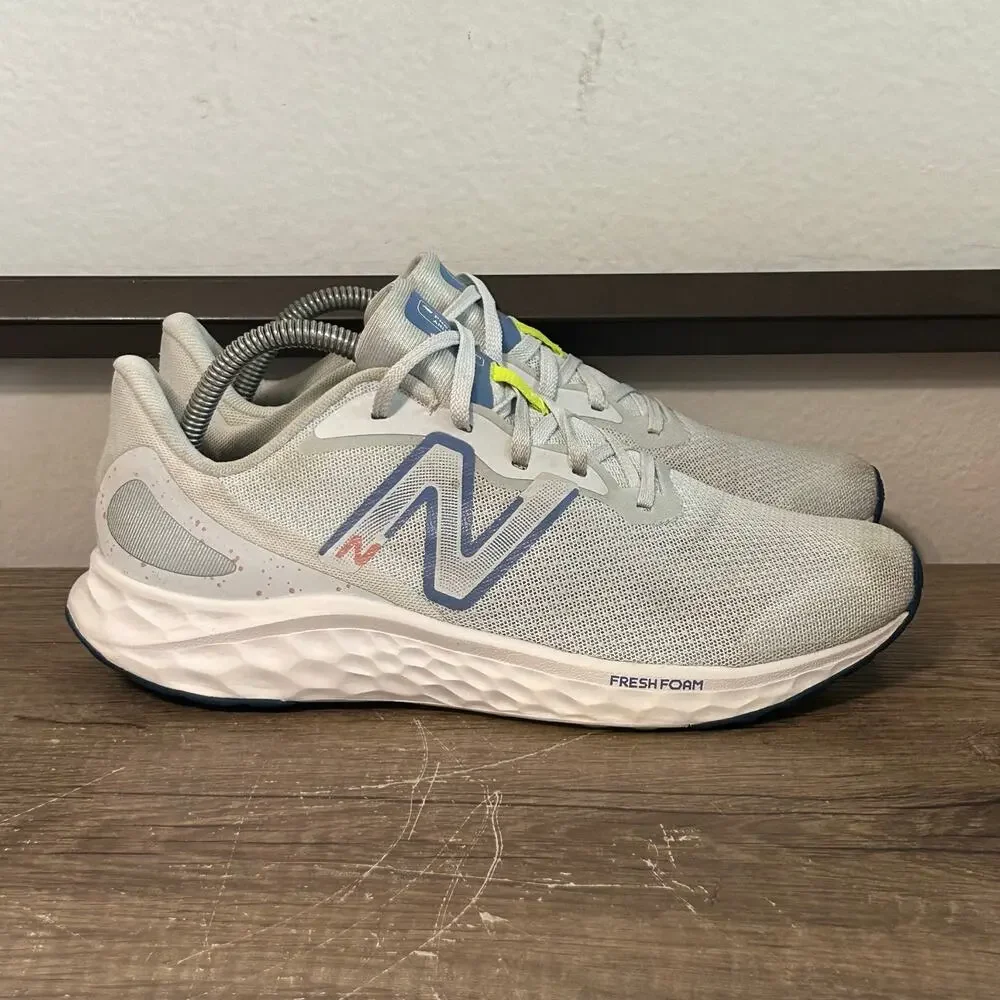 New Balance Fresh Foam Arishi V4 Women’s Athletic Running Shoes Size 10 Blue